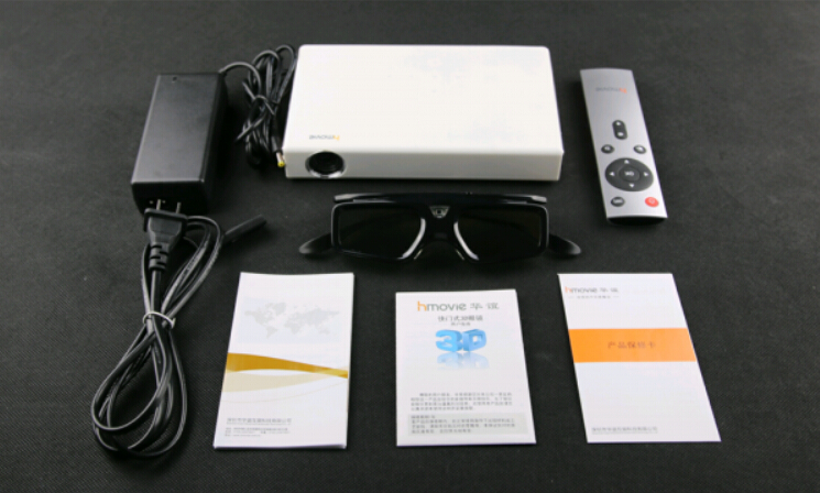 全球最小，華誼V5電影機(jī)評(píng)測(cè)