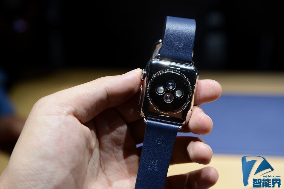 科技發(fā)燒友，Apple Watch 根本不是你的菜!