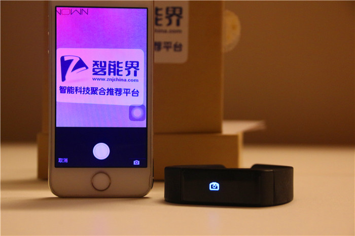無感佩戴、為你而來，埃微i5plus智能手環(huán)