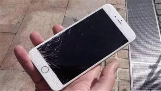 iPhone6s換屏后想要回壞屏？維修費6315元！
