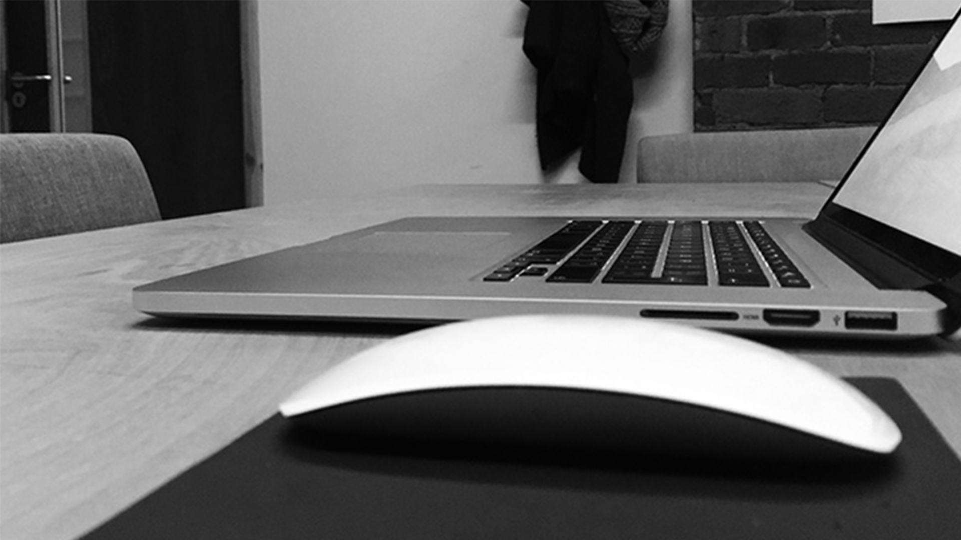 【智能界大百科】MacBook Pro新標(biāo)配？多重功能集一身的Keypad鍵盤(pán)墊