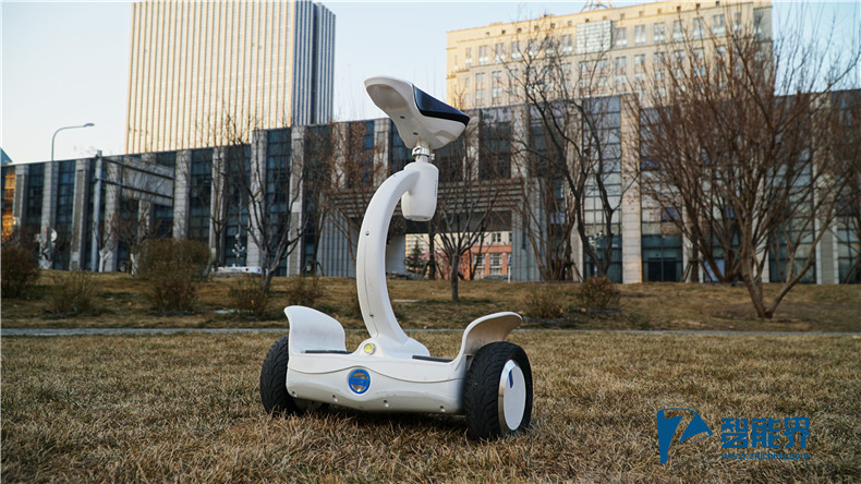 這樣玩具你喜歡嗎？愛(ài)爾威（Airwheel）S8Mini評(píng)測(cè)