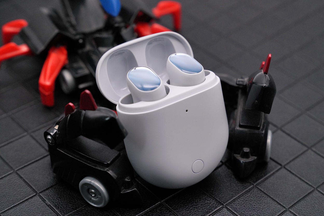 過一個(gè)炫彩的夏天，Redmi首款降噪耳機(jī)AirDots 3 Pro體驗(yàn)