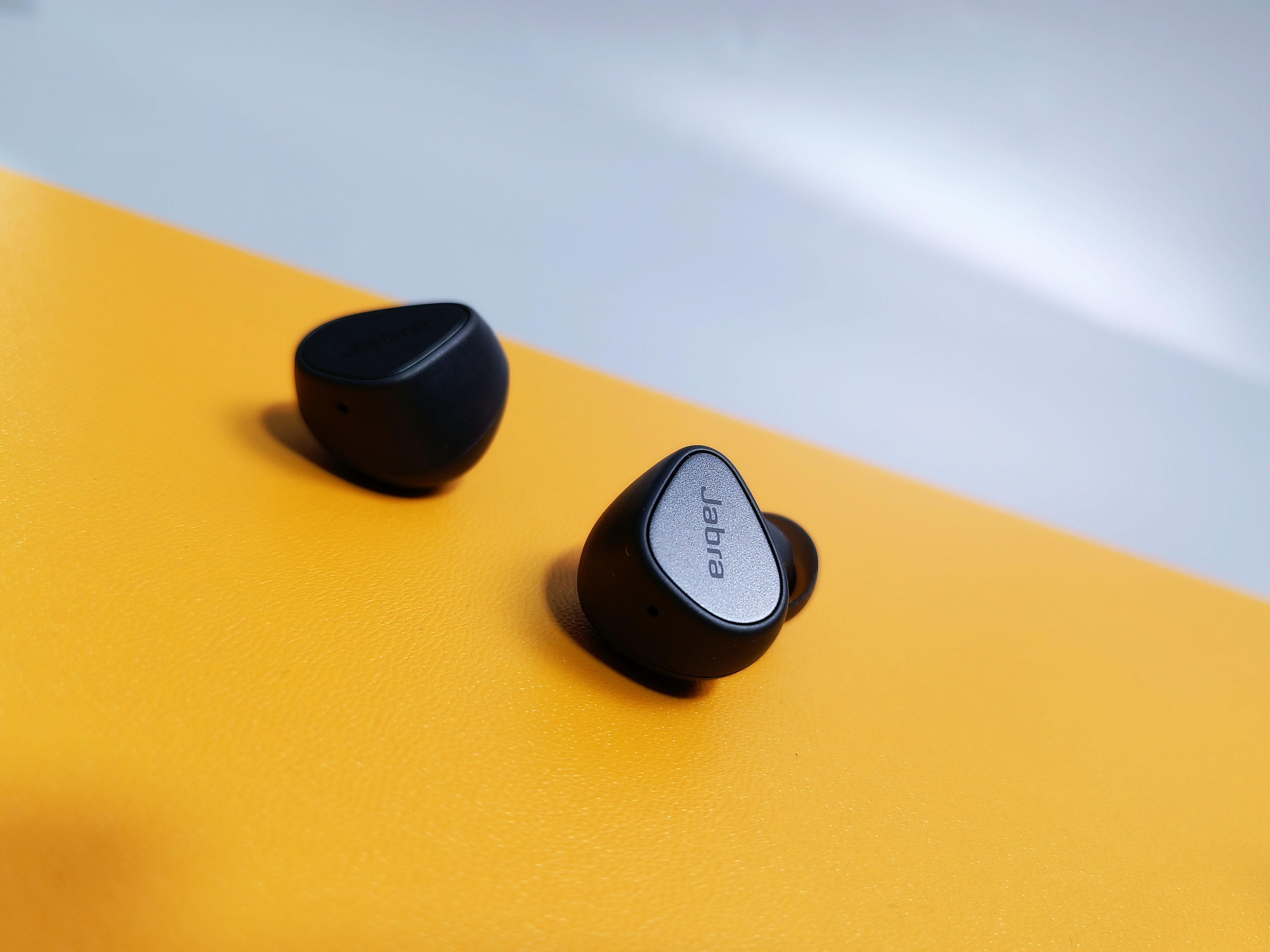 有耳機(jī)自北歐來，不亦樂乎？捷波朗(Jabra) E3耳機(jī)體驗(yàn)
