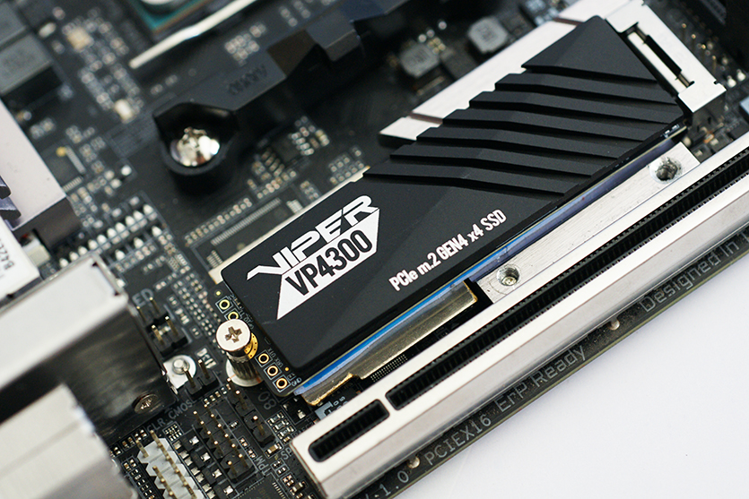 速度拉滿，快如閃電：博帝蟒龍VP4300 PCIe4.0 SSD評測