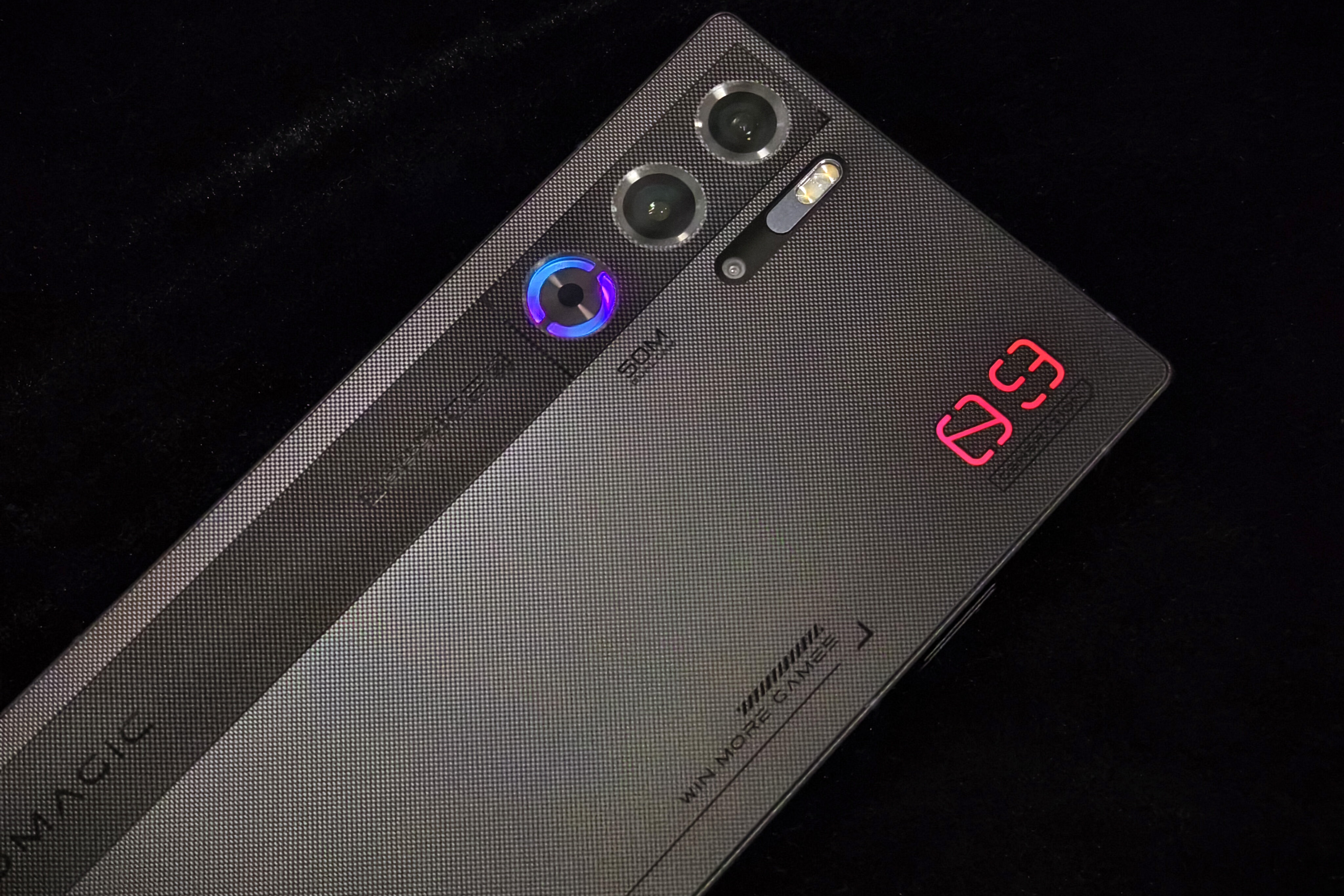 紅魔9 Pro：讓我瞬間愛上的游戲神器！